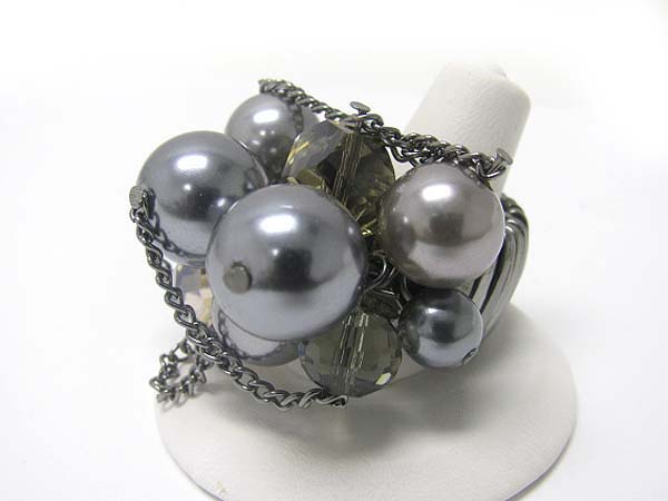 Pearl and metal chain deco stretch ring