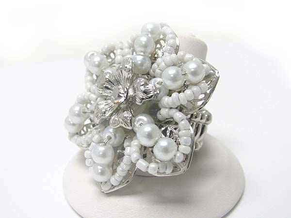 Crystal and mixed pearl flower stretch ring