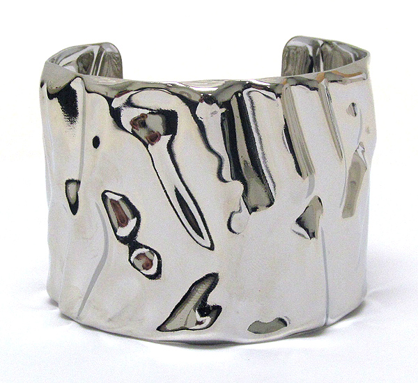 Liquid metal bangle bracelet