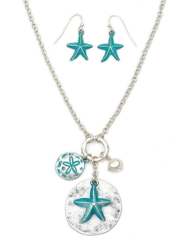 Starfish and sand dollar necklace set