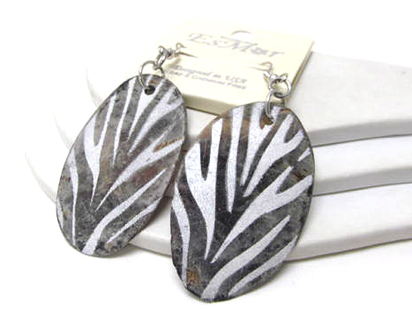 Oval shell printed zebra drop earring