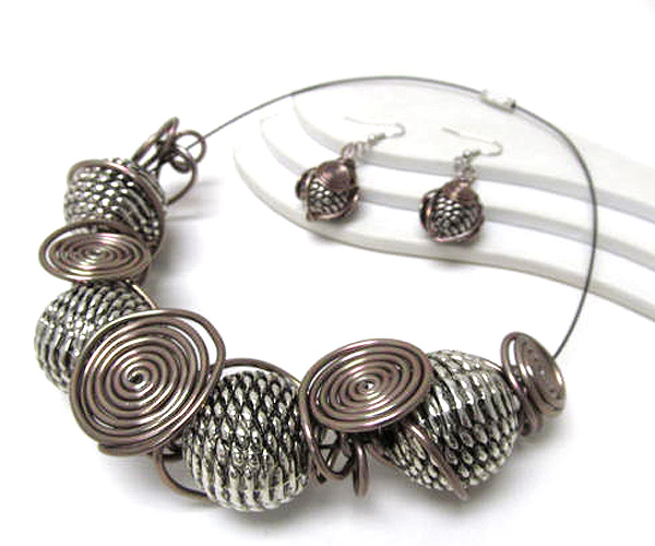 Metal fashion balls and metal wire art link necklace earring set