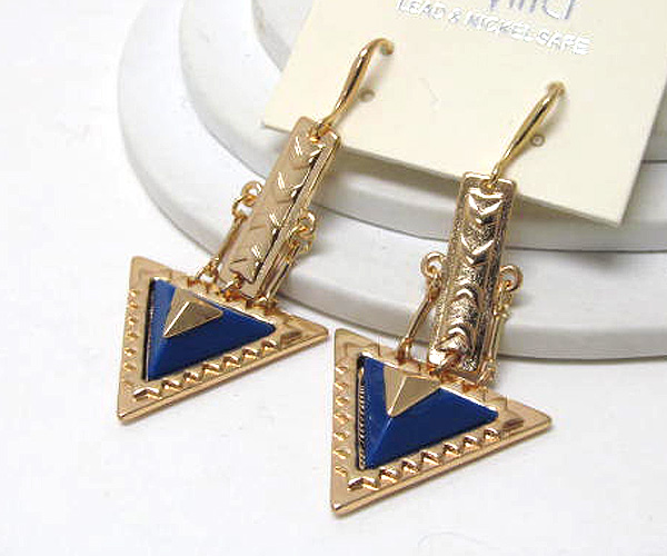 Metal triangle and acryl fashion arrow style  drop earring