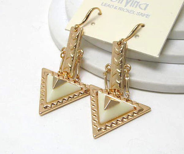 Metal triangle and acryl fashion arrow style  drop earring 