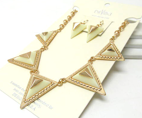 Metal triangle patern and acryl fashion style drop chain necklace earring set