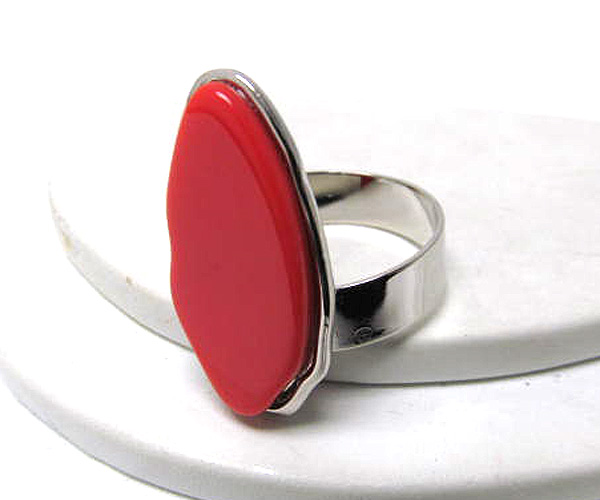 Oval acryl stone metal stretch ring