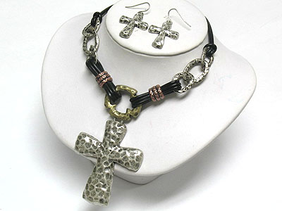 Burnish metal cross pendant and metal and cord link necklace set