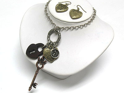 Burnish metal key heart and wooden lock dangle necklace set