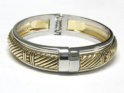 Two tone metal hinge bangle