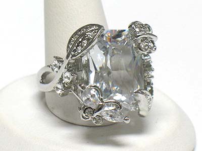 Butterfly side cubic zirconia ring