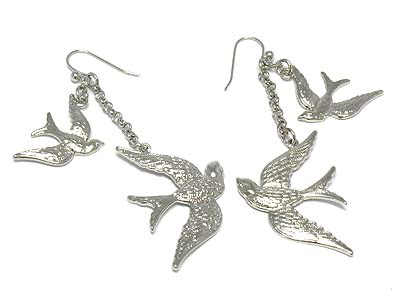 Metal birds drop earring