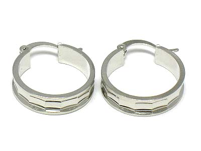 Facet metal hoop earring - hoops