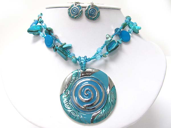 Enamel works round pendant mixed beads necklace earring set