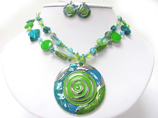 Enamel works round pendant mixed beads necklace earring set