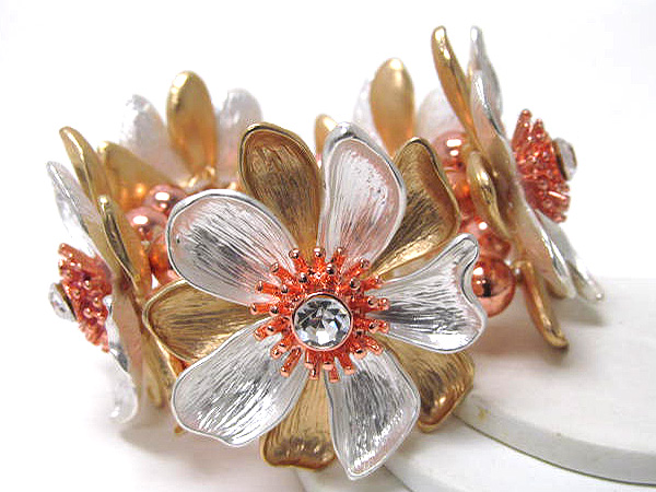 Metal crystal fashion bend flowers  and metal balls stretch bracelet