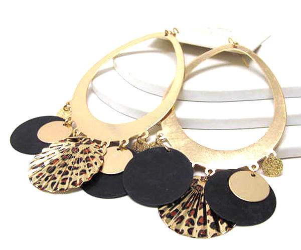 Metal tear drop and drop round disk dangle print leopard earring 