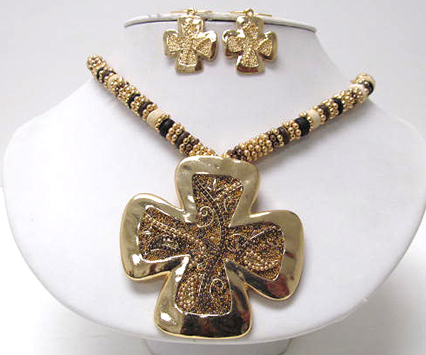 Metal hammerd cross inside seed beads and wooden with metal rings chain necklace earring set