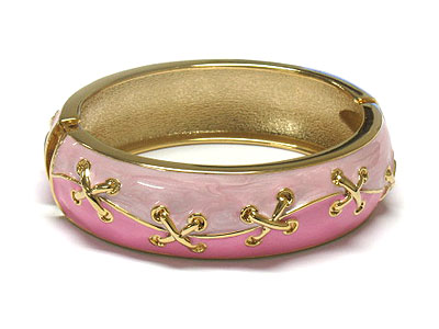 Enamel deco metal hinge bangle