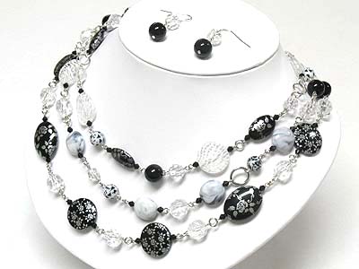 Triple strand black and white tone flower deco beads necklace and earring set