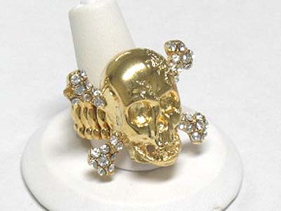 Crystal edge skull stretch ring