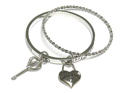 Tutti frutti heart and key charm dual metal bangle