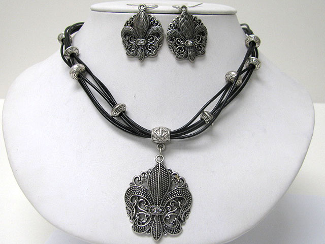 Crystal stud metal textured fleur de lis pendant multi cord neckalce earring set