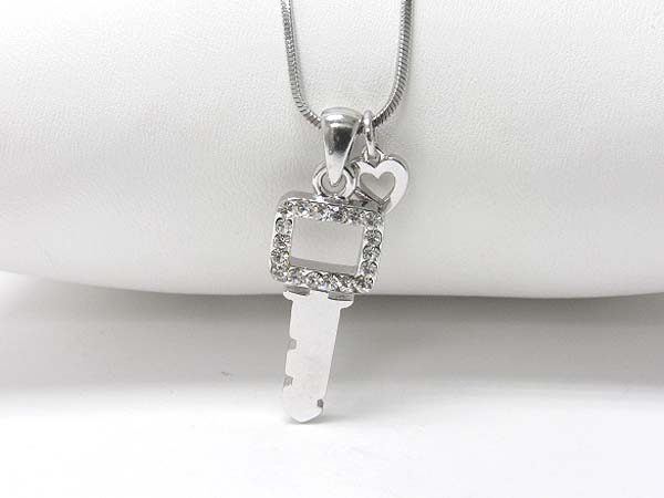 Made in korea whitegold plating crystal stud hert and key pendant necklace