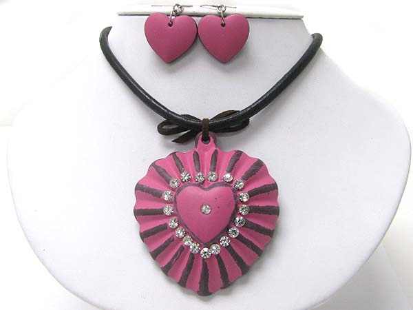 Crystal stud colored formica heart pendant cord necklace set