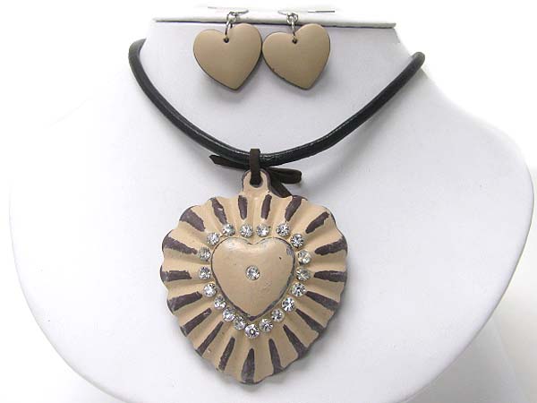 Crystal stud colored formica heart pendant cord necklace set