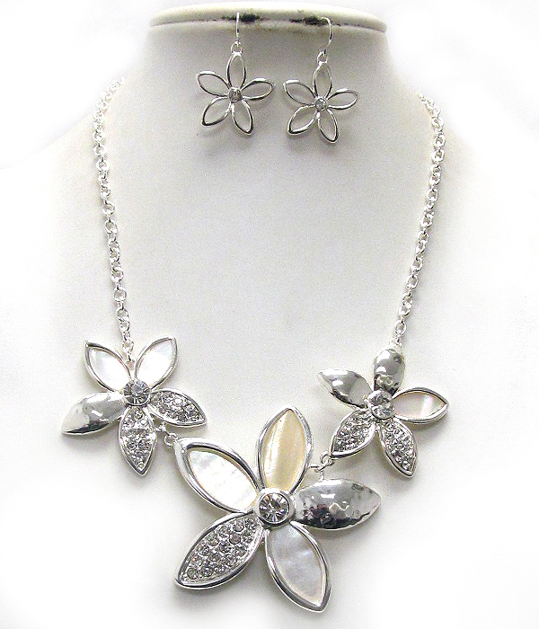 Crystal and shell deco triple flower link necklace earring set