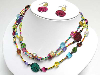 Multi strand animal skin pattern sisk and seed beads necklace set