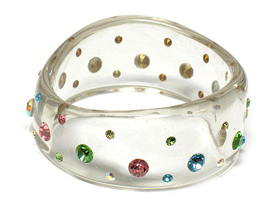 Transparent lucite bangle with multi color crystal stud