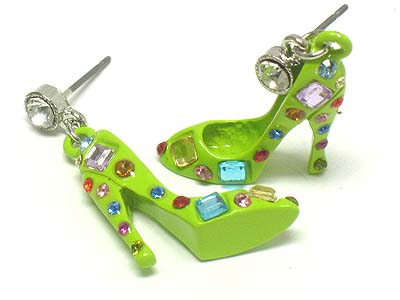 High heel shoe dangle earring