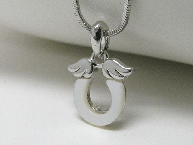 Made in korea whitegold plating mother of pearl horse shoe pendant necklace