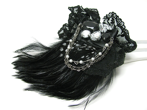 Crystal and feather mix deco pin or brooch