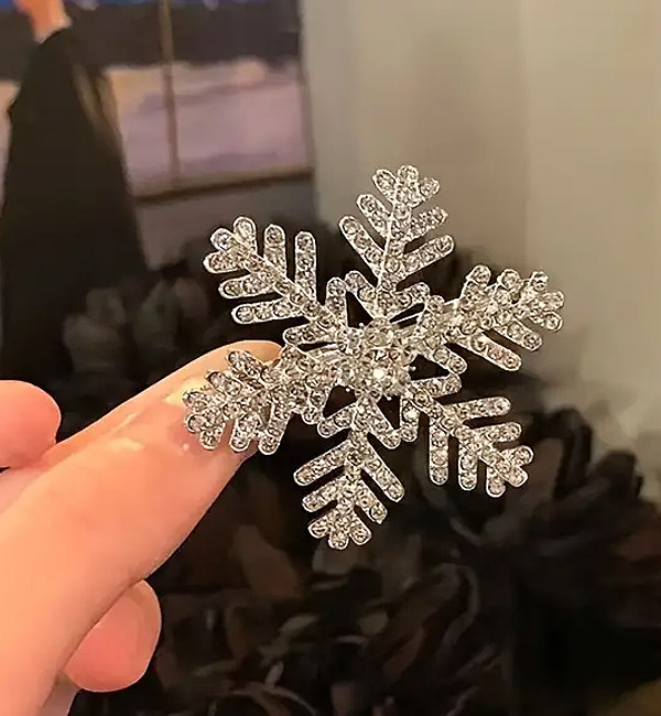 Elegant christmas hair clip,snowflake design