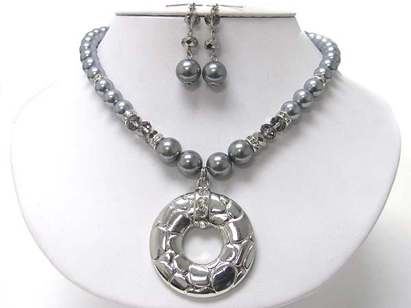 Pebble ropund pendant pearl ball necklace earring set