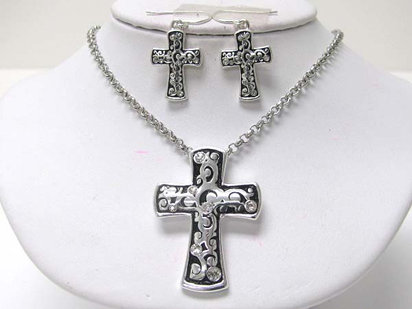 Textured metal cross pendant necklace earring set