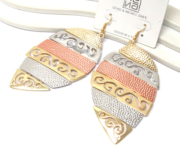 Multi pebble and cut out curve on fashion patern metal leaf drop earring