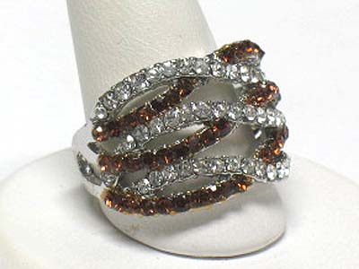 Dual color crystal ring