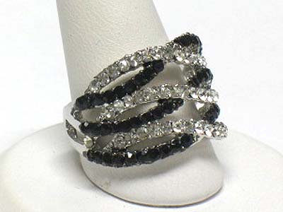 Dual color crystal ring