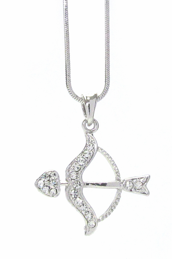 MADE IN KOREA WHITEGOLD PLATING CRYSTAL BOW AND ARROW PENDANT NECKLACE