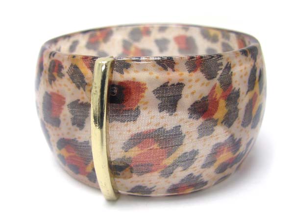 Animal print acryl bangle