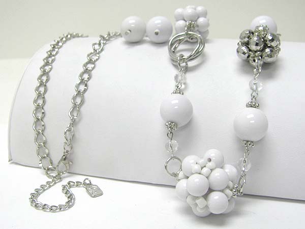 Clustered beads and acryl ball link long necklace earring set