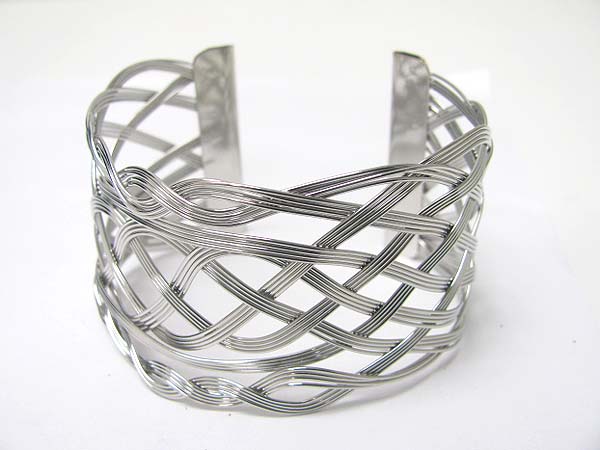 Metal wire cuff bangle