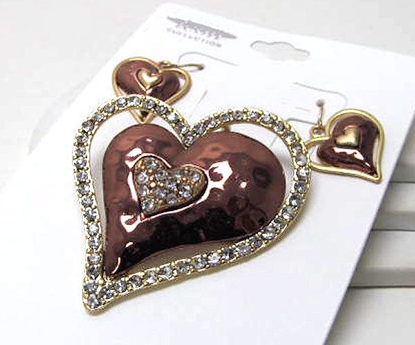 Multi crystal and fashion hammerd metal heart pendent earring set