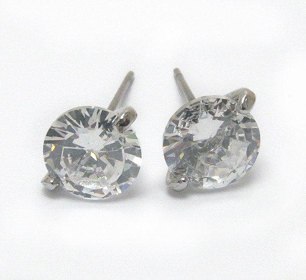 Facet cubic zirconia stud earring