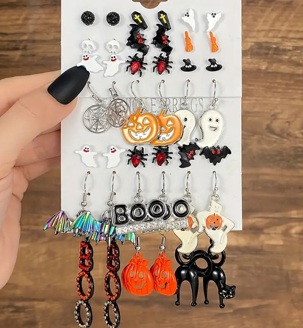 21 pair spooky halloween earrings set with fun festive designs