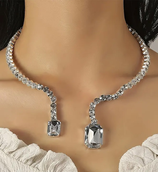 Elegant asymmetric crystal choker with large rectangular gems party set