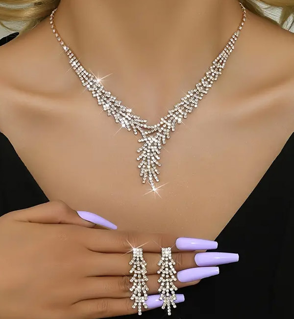 Sparkling silver crystal necklace and earrings set party set